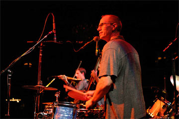 Alexis Harte Band at the Fillmore Auditorium, San Francisco, CA, July 24, 2004 (photo courtesy of Morgan Stetler)
